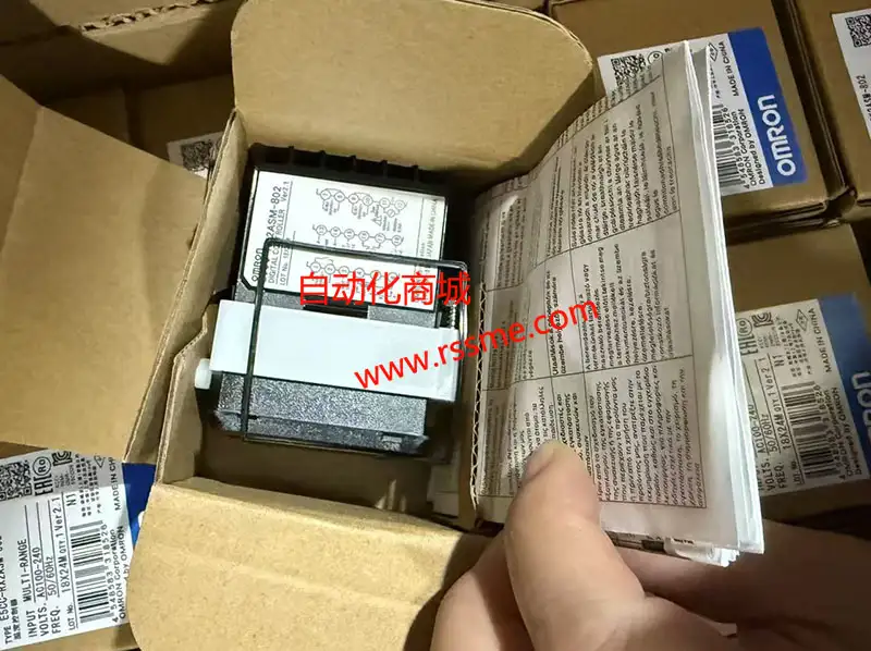 Omron E5CC Digital Thermostat